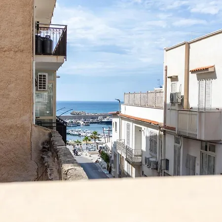 Porto Di Mare Apartment