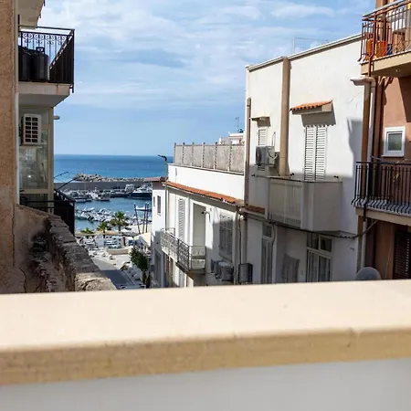 Porto Di Mare *