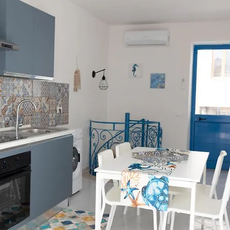 Porto Di Mare Apartment *